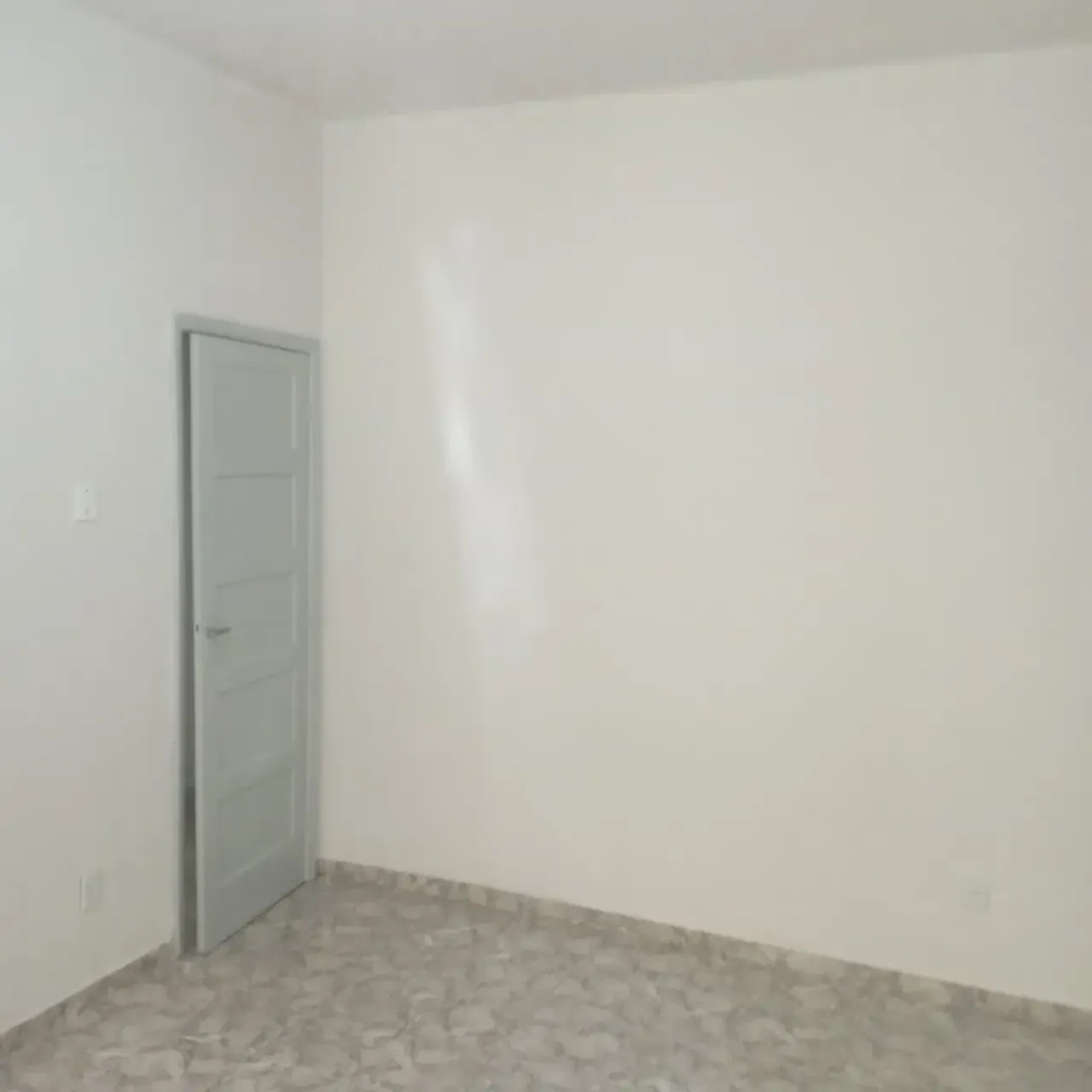 Apartamento com 2 quartos e chuveiro elétrico — photo 11