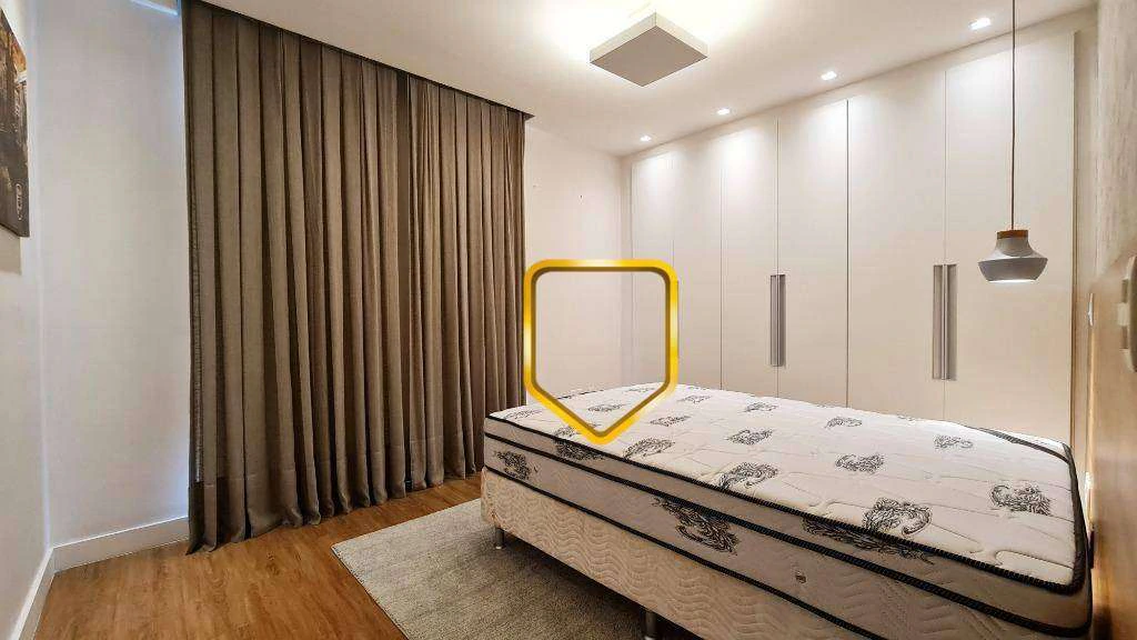 Furnished apartment with 3 en-suite bedrooms and 147 m² — photo 26