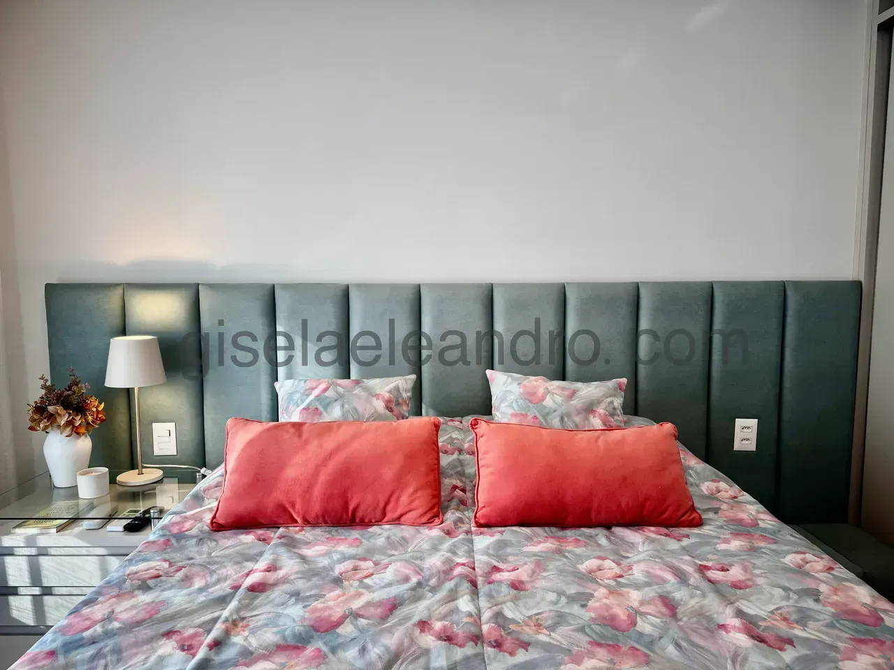 Furnished 2-bedroom apartment with 3 bathrooms — photo 8