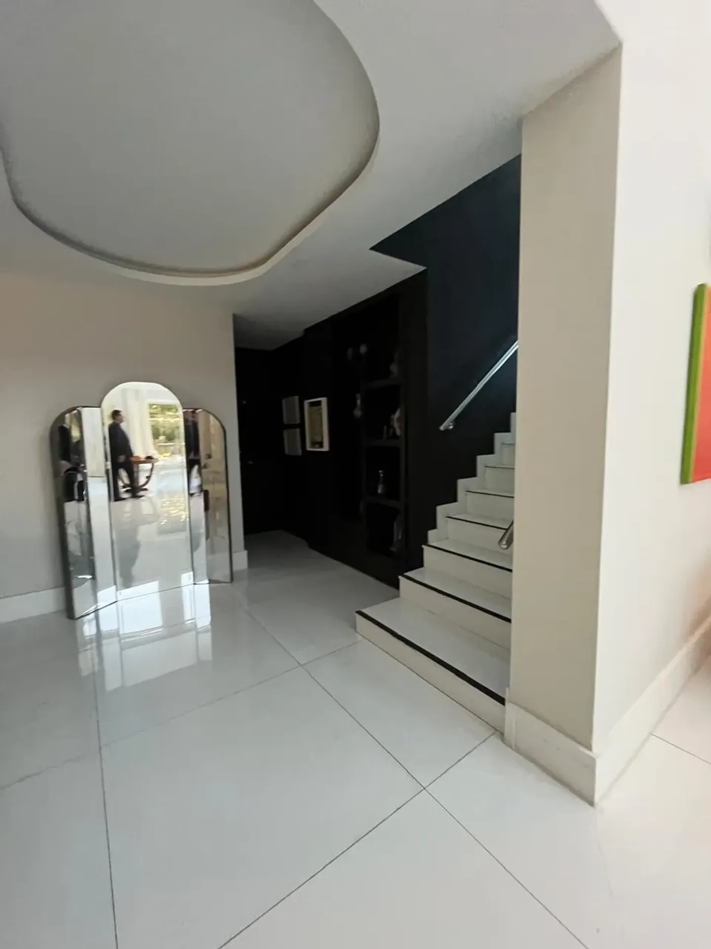 Furnished house with 5 bedrooms and open-plan kitchen — photo 14