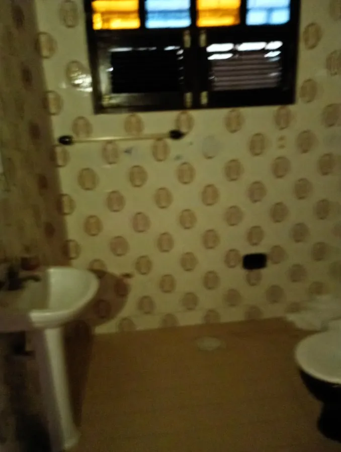 220 m² house with a closed kitchen and 3 bedrooms — photo 13