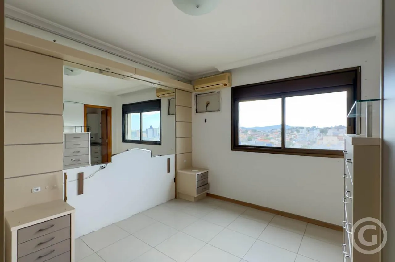 Квартира 105 м² с 3 спальнями и 1 крытым местом — photo 4
