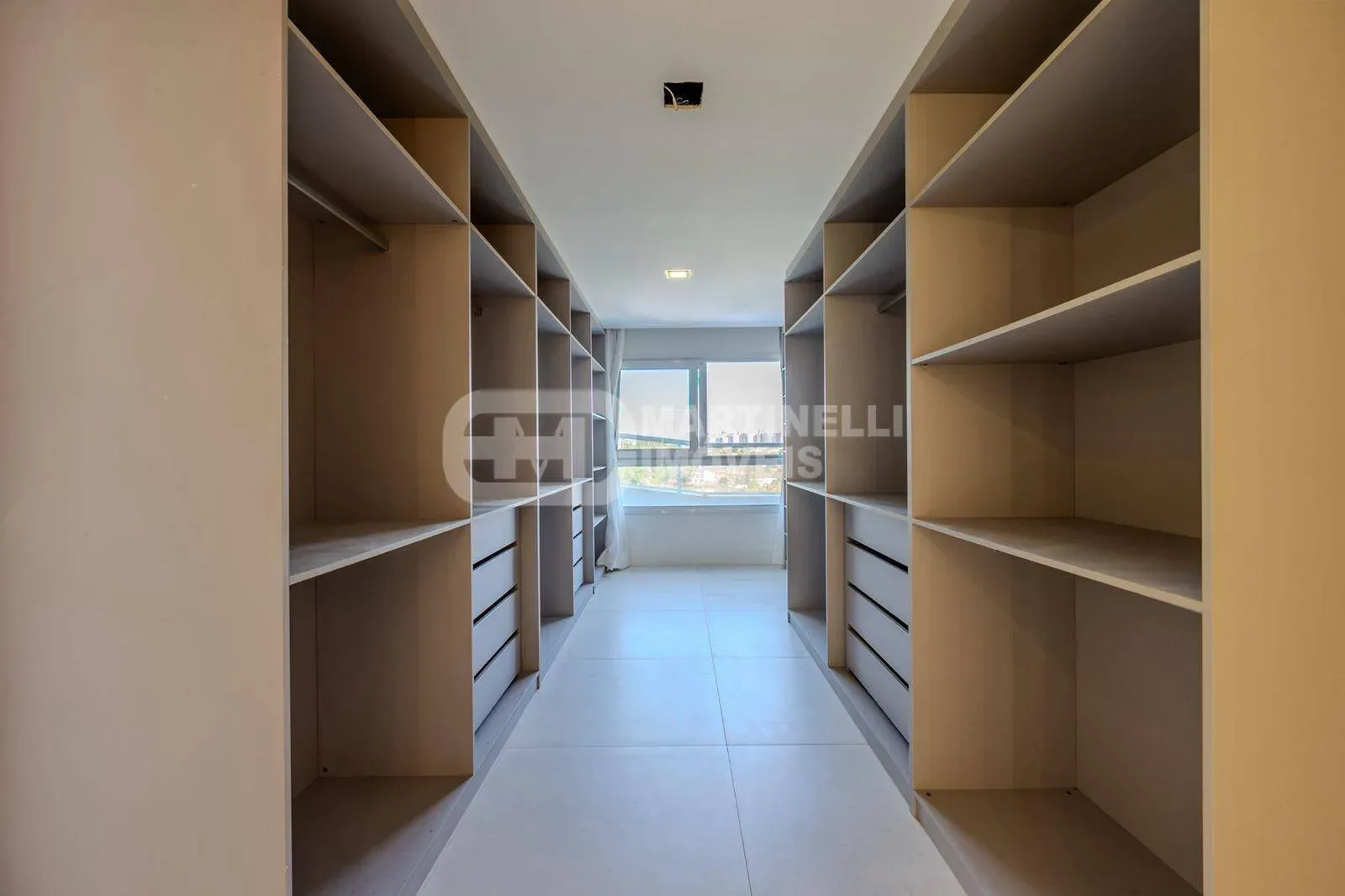 Furnished house with 5 bedrooms and 6 bathrooms — photo 7