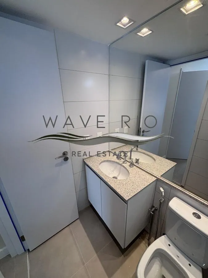 One-bedroom apartment with a mountain view in Rio de Janeiro — photo 7
