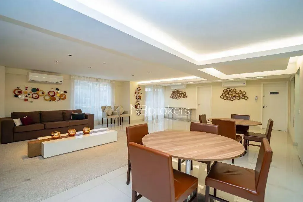 Furnished 2-bedroom apartment with private garden — photo 25