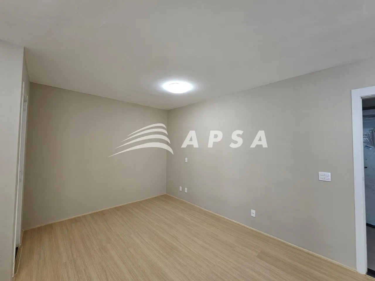 Unfurnished rental apartment with 1 bedroom and 1 bath — photo 12