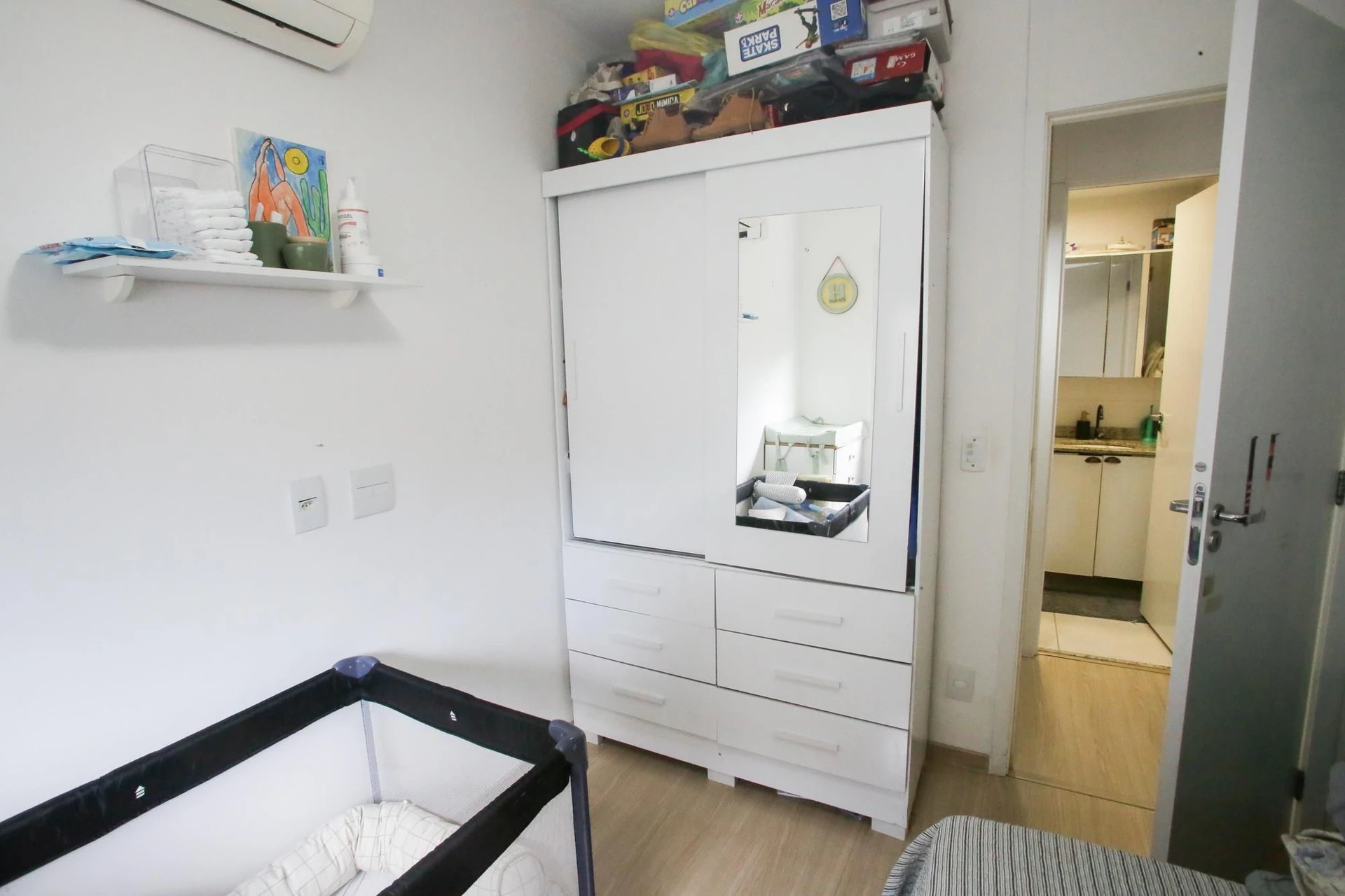 Furnished apartment with 2 bedrooms and open-plan gas kitchen — photo 6