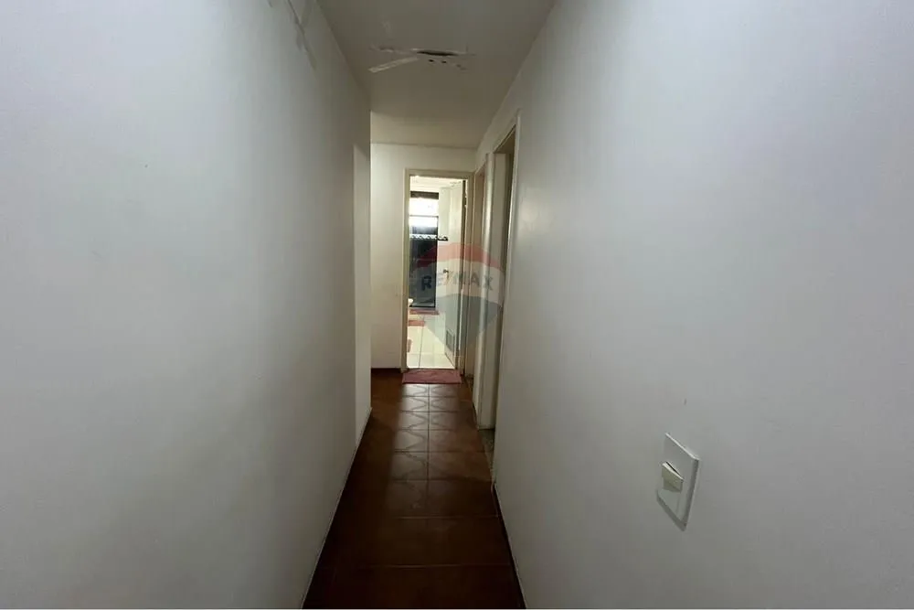 Furnished 4-bedroom apartment with 2 baths and 183 m² — photo 11