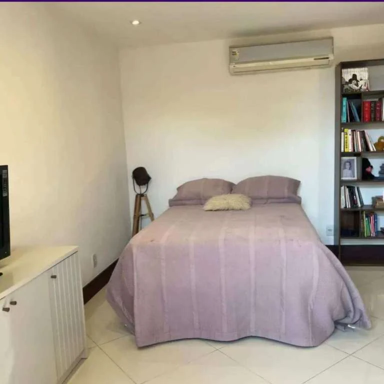 Casa com 7 quartos e 700 m², 2 vagas e varanda — photo 15