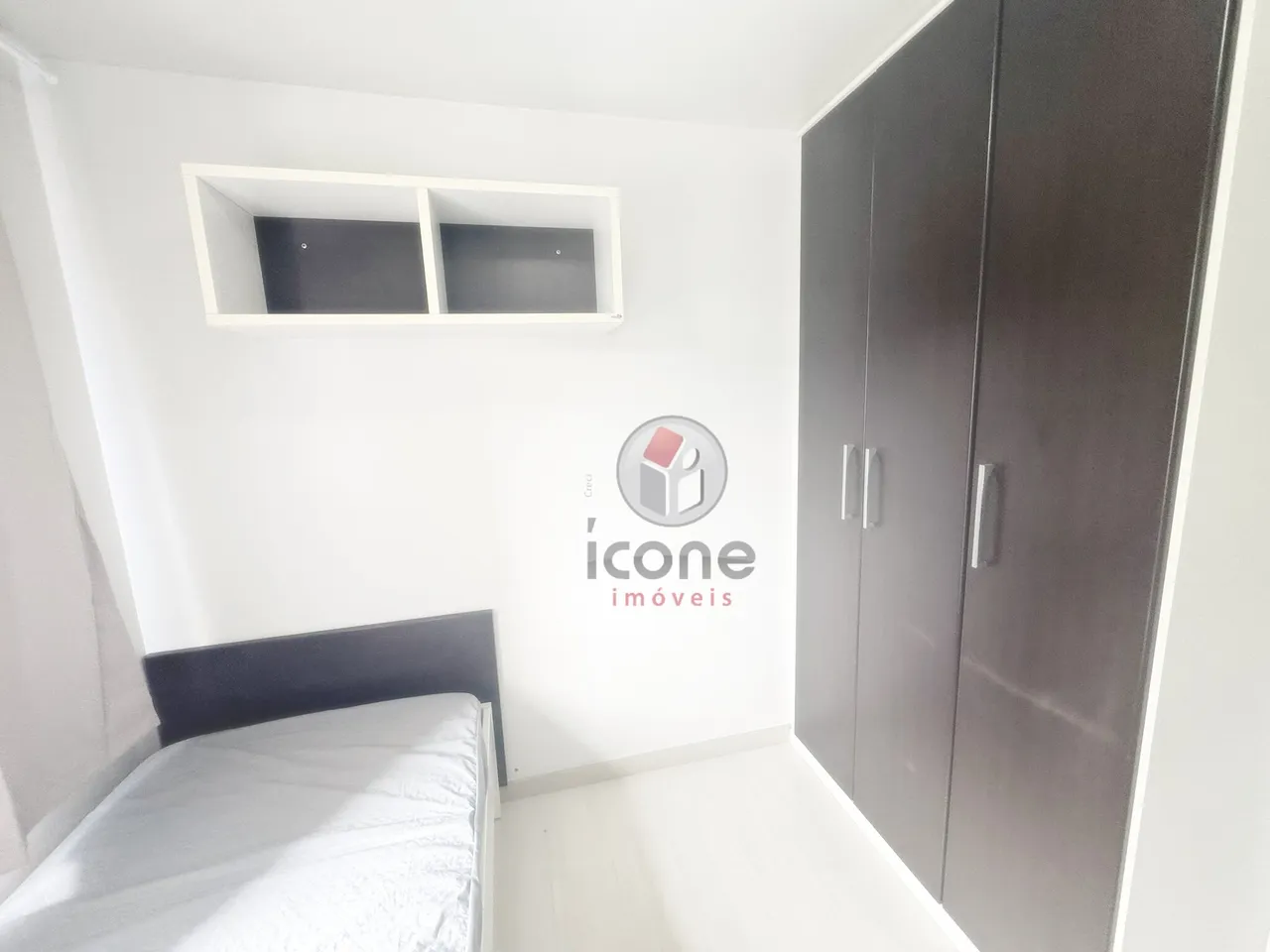 Home office in a 2-bedroom apartment, 52 m² — photo 5