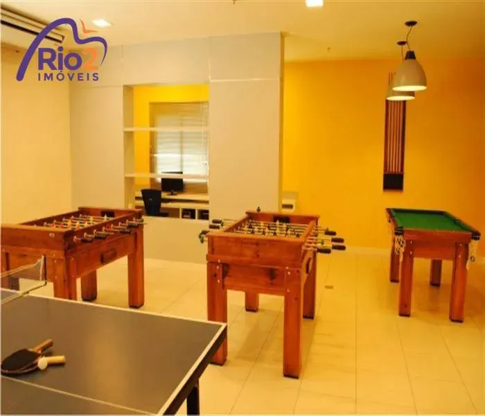 Furnished 77 m² apartment with enclosed glass balcony — photo 48