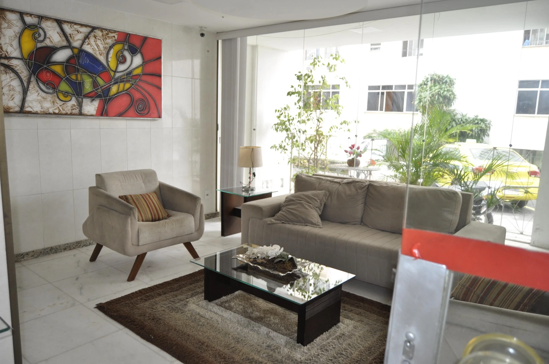 Glass-enclosed balcony in a 3-bedroom apartment, 65 m² — photo 36