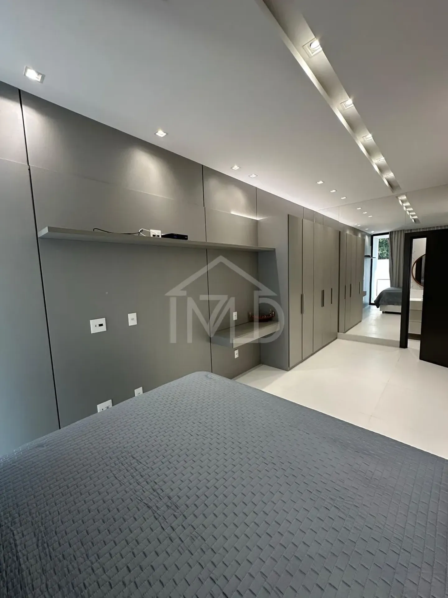 Furnished house with 4 bedrooms and 600 m² — photo 24