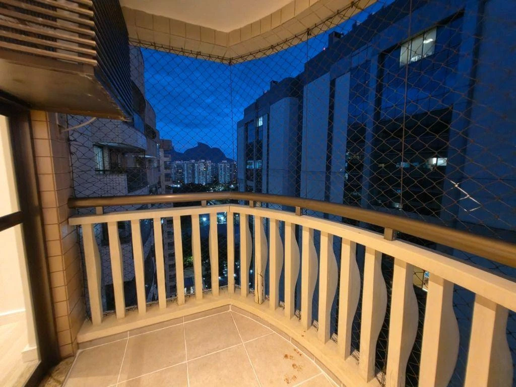3-bedroom apartment in a building with a sauna — photo 33