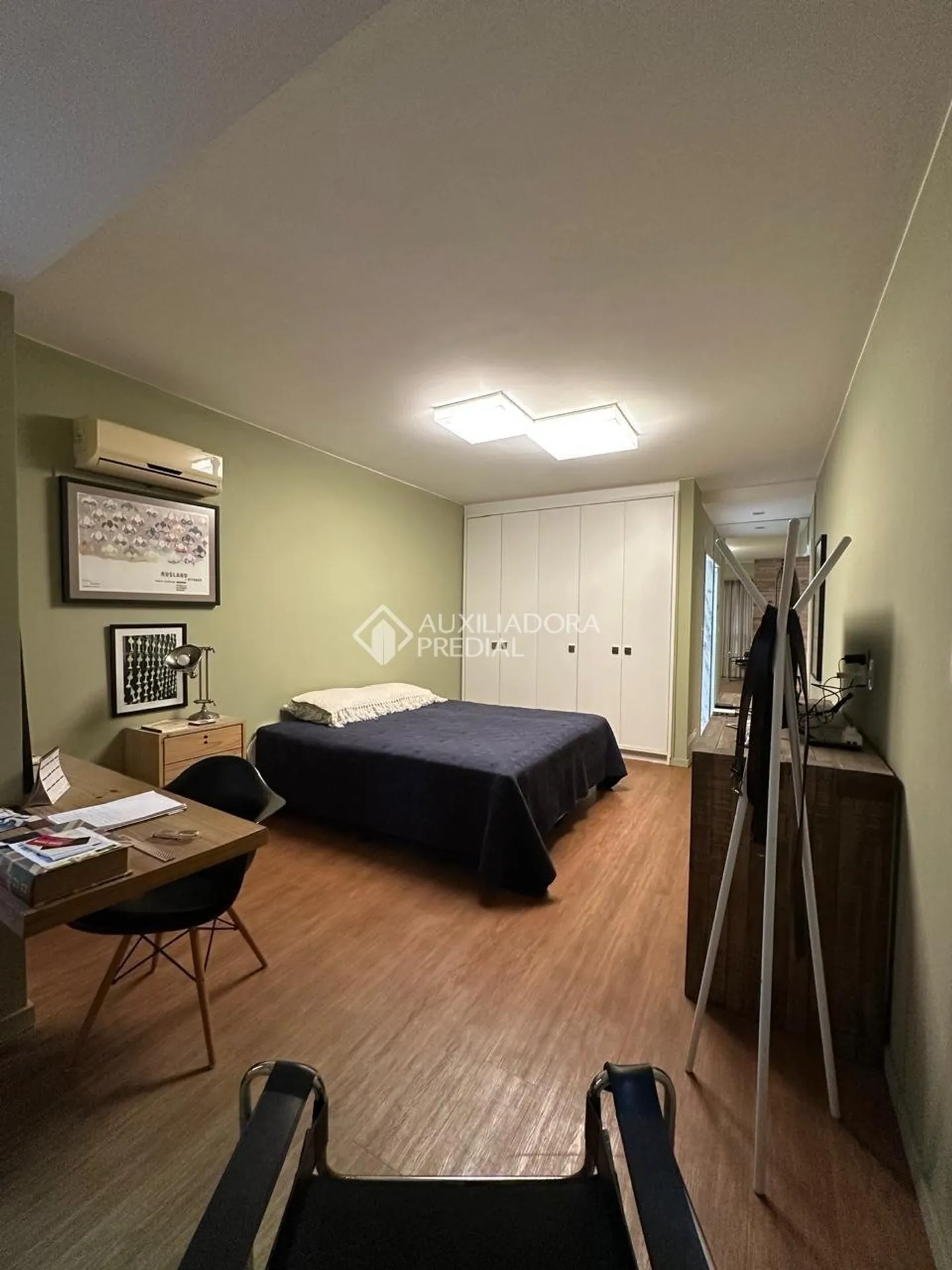 Furnished 5-bedroom apartment with 2 parking spots and 166 m² — photo 12