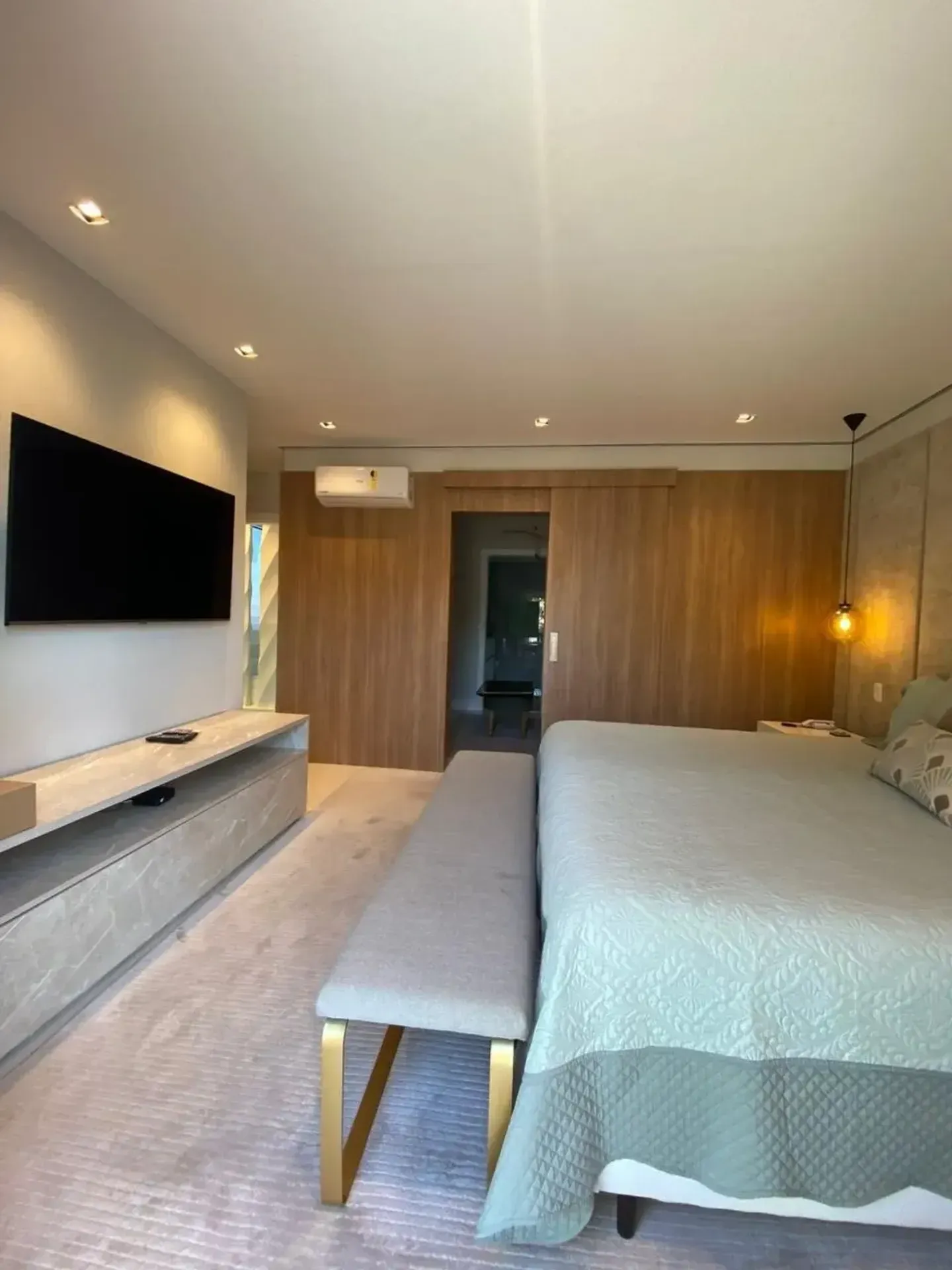 Furnished house with 4 bedrooms and 7 bathrooms — photo 3