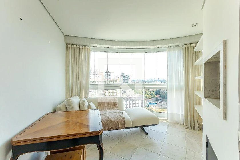 Furnished apartment with 3 en-suite bedrooms and 211 m² — photo 20