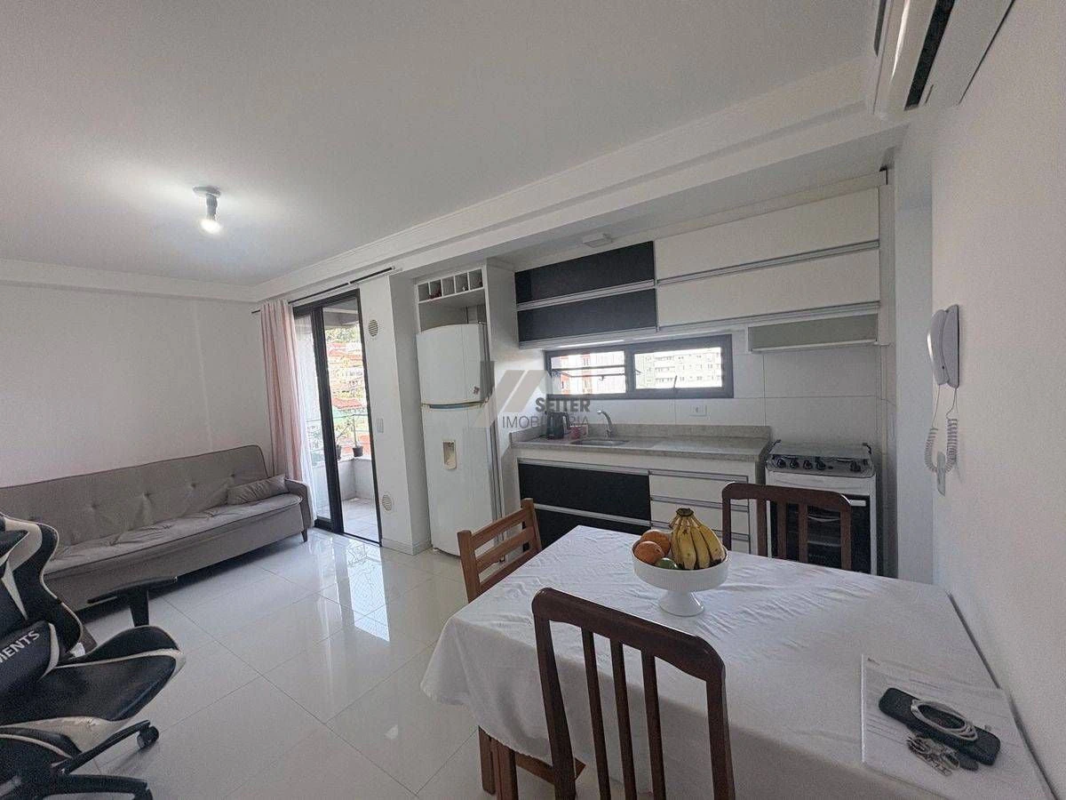 75 m² apartment with 1 en-suite bedroom and 2 baths