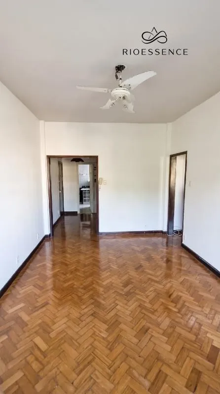 2-bedroom apartment with a bathtub in Rio de Janeiro — photo 11