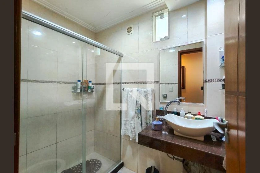 Furnished house with 3 bedrooms, 180 m² and 1 parking spot — photo 20