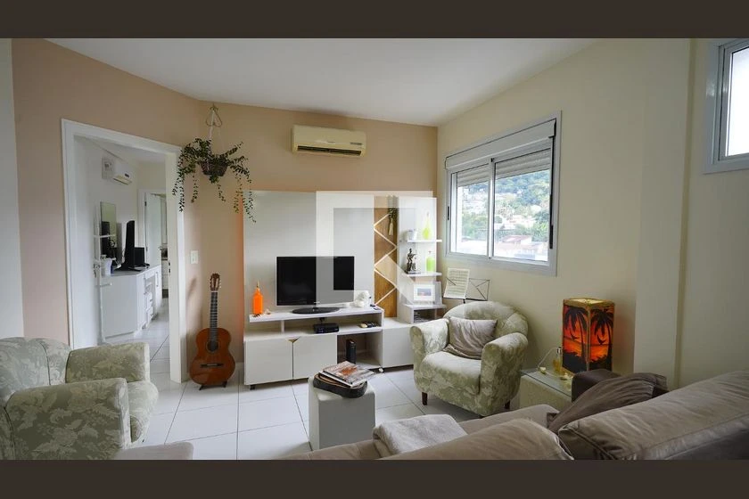 Apartamento amueblado con 3 dormitorios en suite y balcón — photo 5