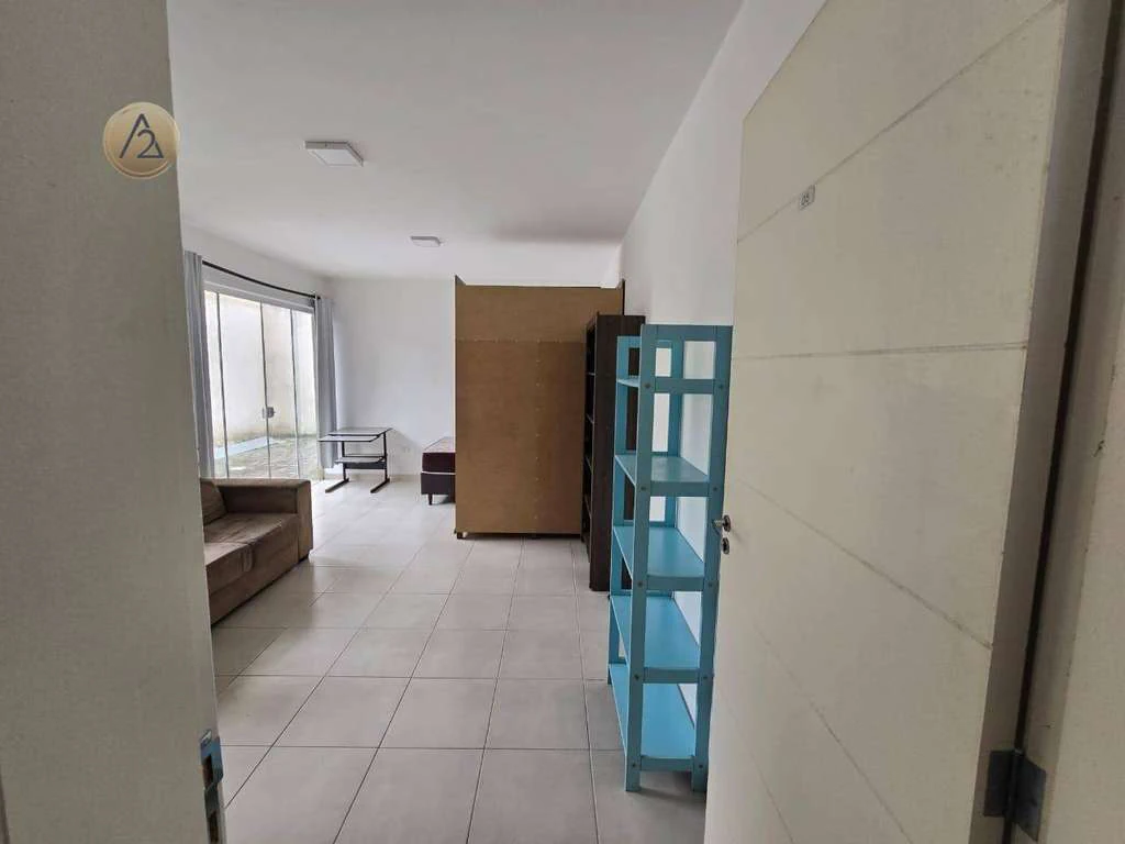 One-bedroom apartment with a home office in Curitiba — photo 9