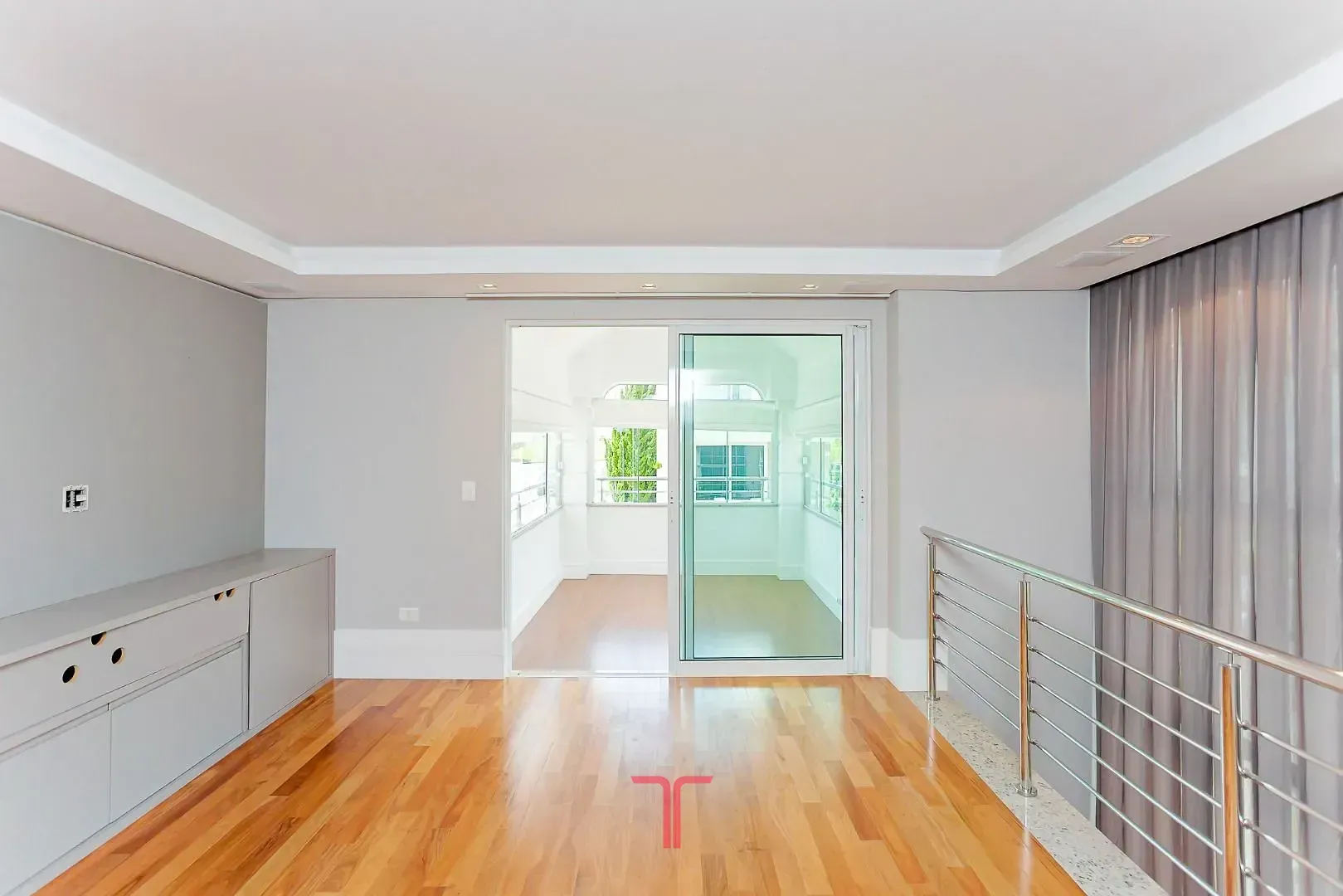 Дом 550 м² с 5 спальнями и приватным садом — photo 66