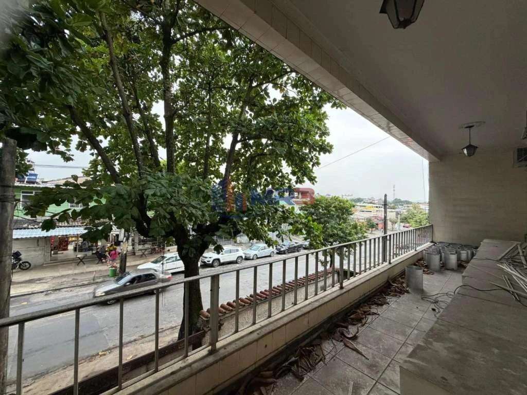 Rental house with 5 bedrooms and 600 m² — photo 8