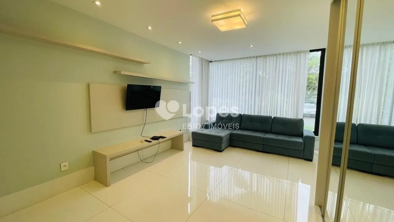 Furnished house with 5 en-suite bedrooms 600 m² — photo 34