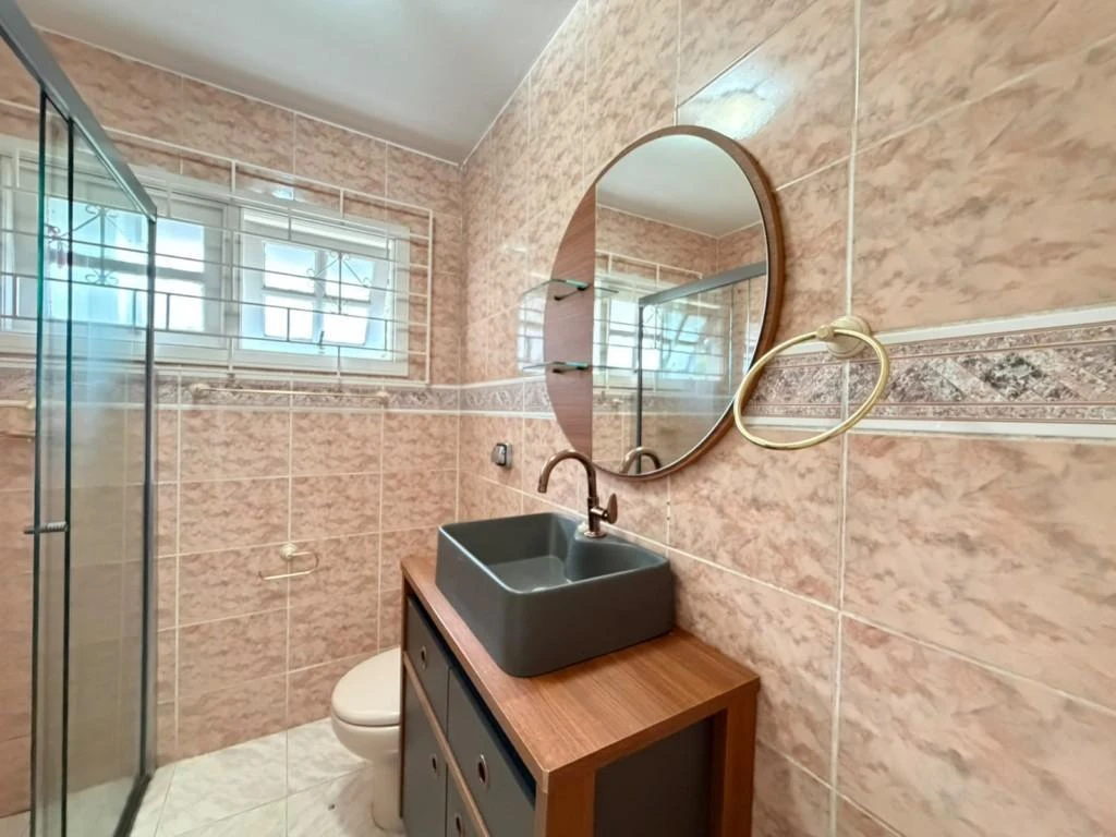 Casa de 4 quartos com banheira, Santa Felicidade — photo 20