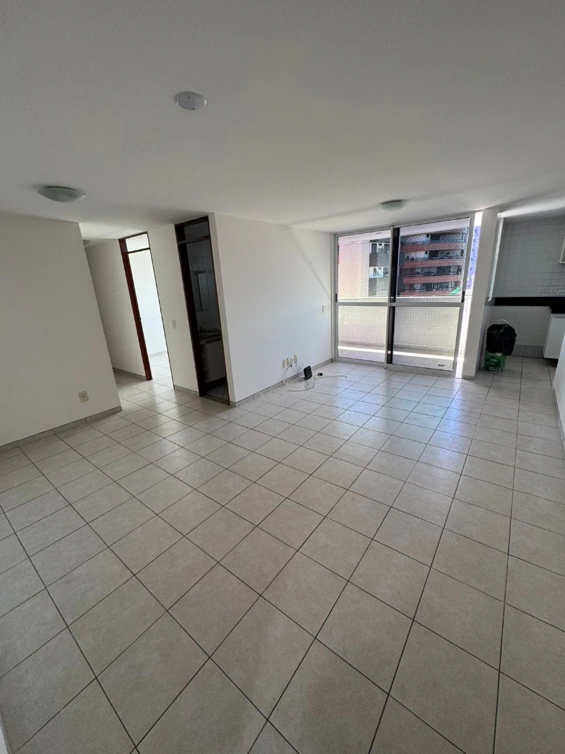 2-bedroom apartment with suite and separate kitchen — photo 5