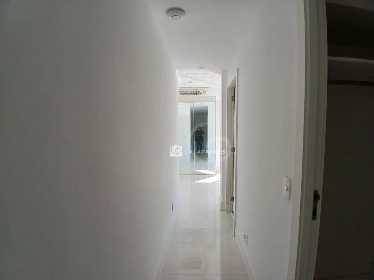 Penthouse with 3 bedrooms and 4 bathrooms — photo 21