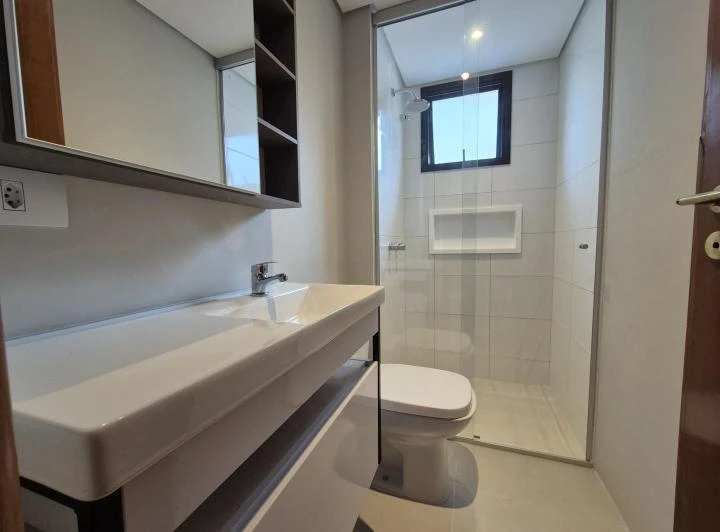 1-bedroom apartment with open-plan kitchen — photo 6