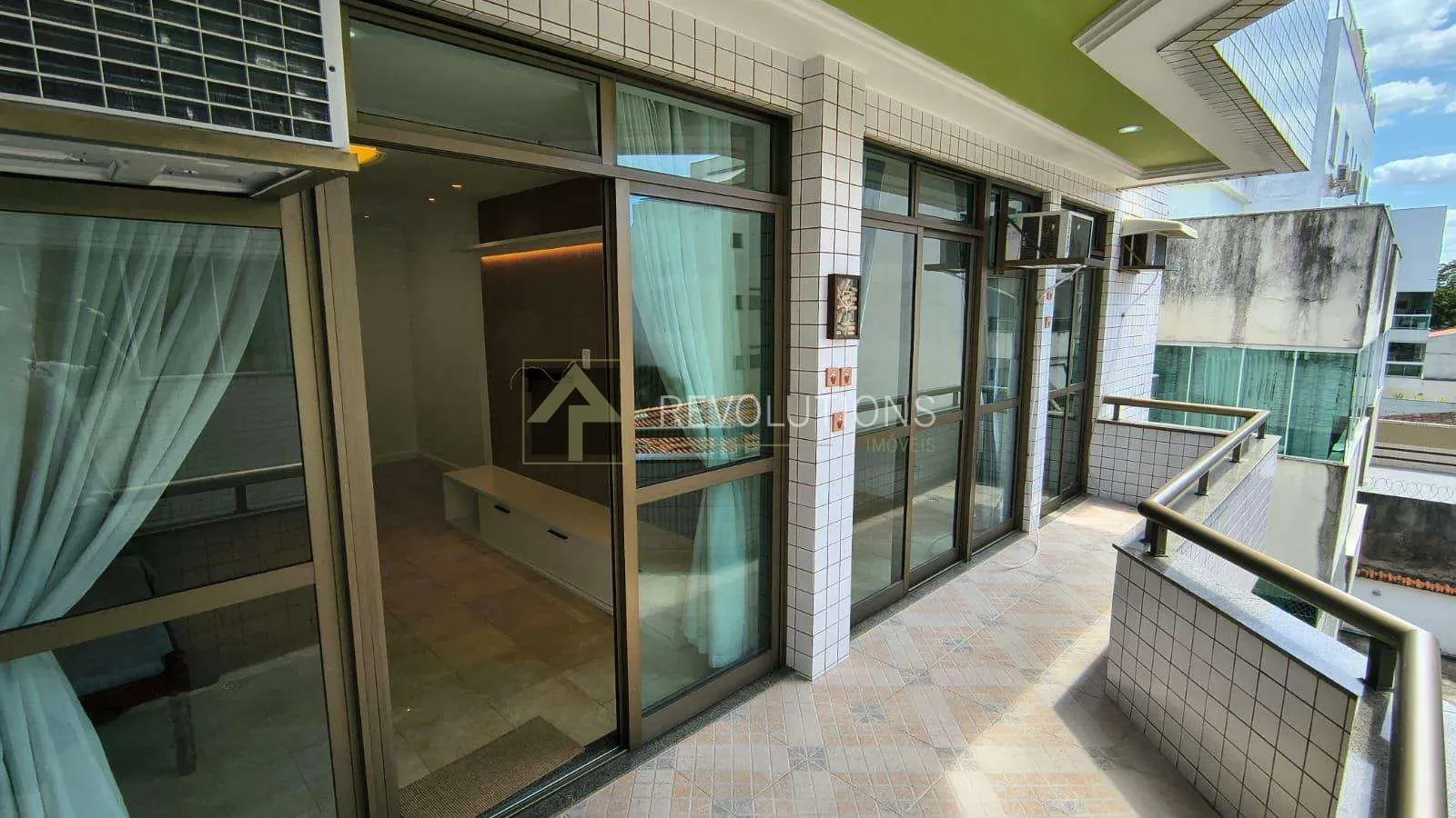 3-bedroom apartment, 1 with its own bathroom, 90 m² — photo 14