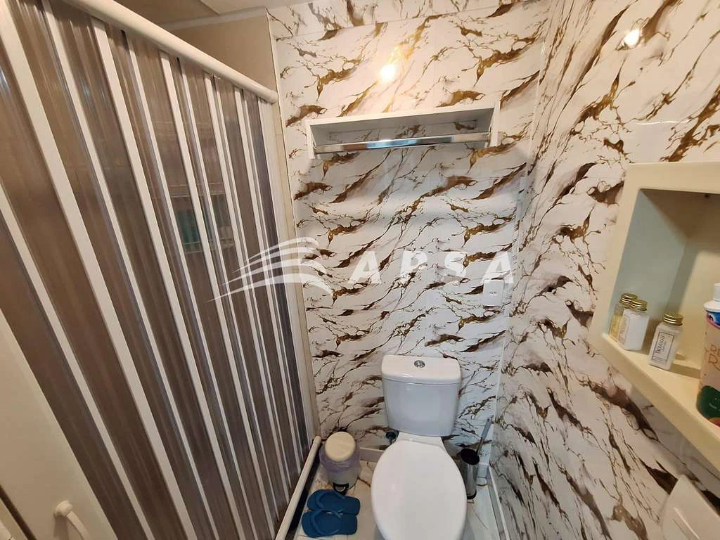 Студія 30 м² з компактним кухонним куточком і 1 ванною — photo 12