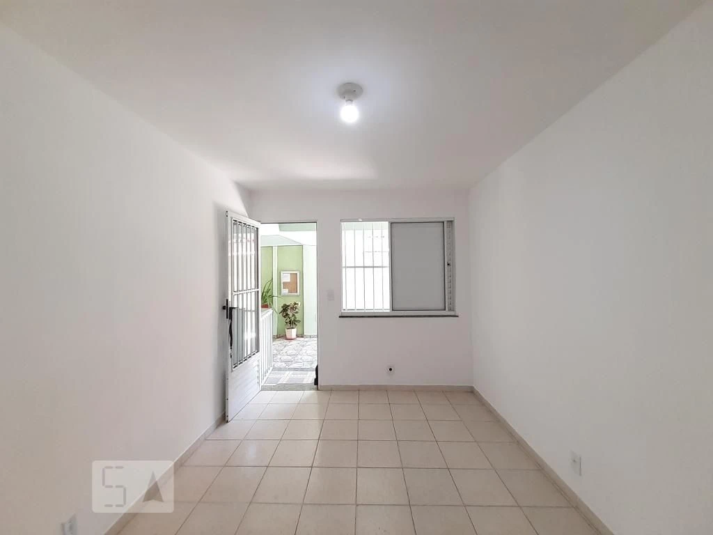 Rental apartment with 2 bedrooms and a balcony — photo 13