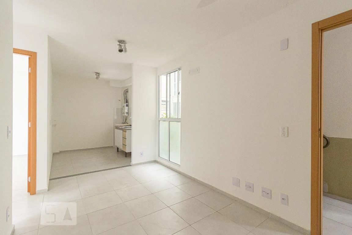 2-bedroom apartment in a building with a pool — photo 24