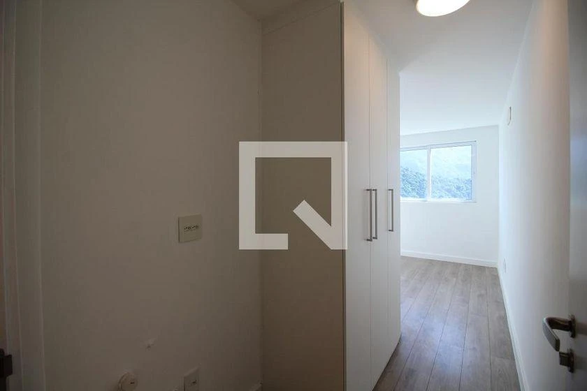 Apartment, 82 m², with floor-to-ceiling windows — photo 44