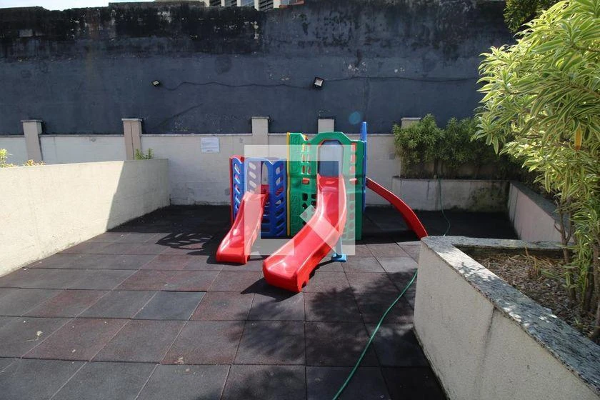 2-bedroom apartment in a building with a gym — photo 37