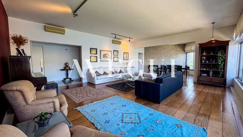 Duplex penthouse with balcony, 5 bedrooms and 5 baths — photo 14