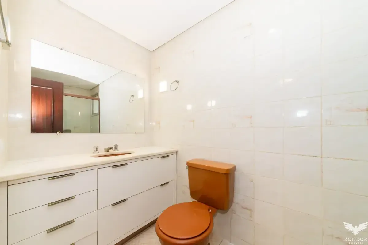 160 m² apartment with 3 bedrooms and 1 en-suite — photo 36