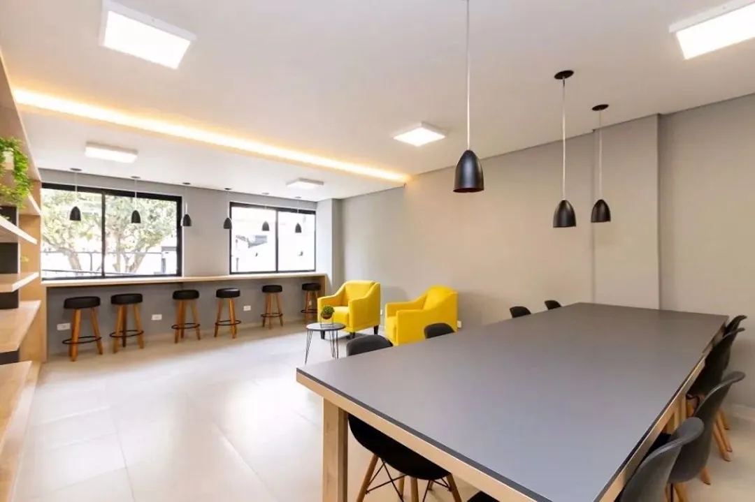1-bedroom apartment with open-plan kitchen, 50 m² — photo 18