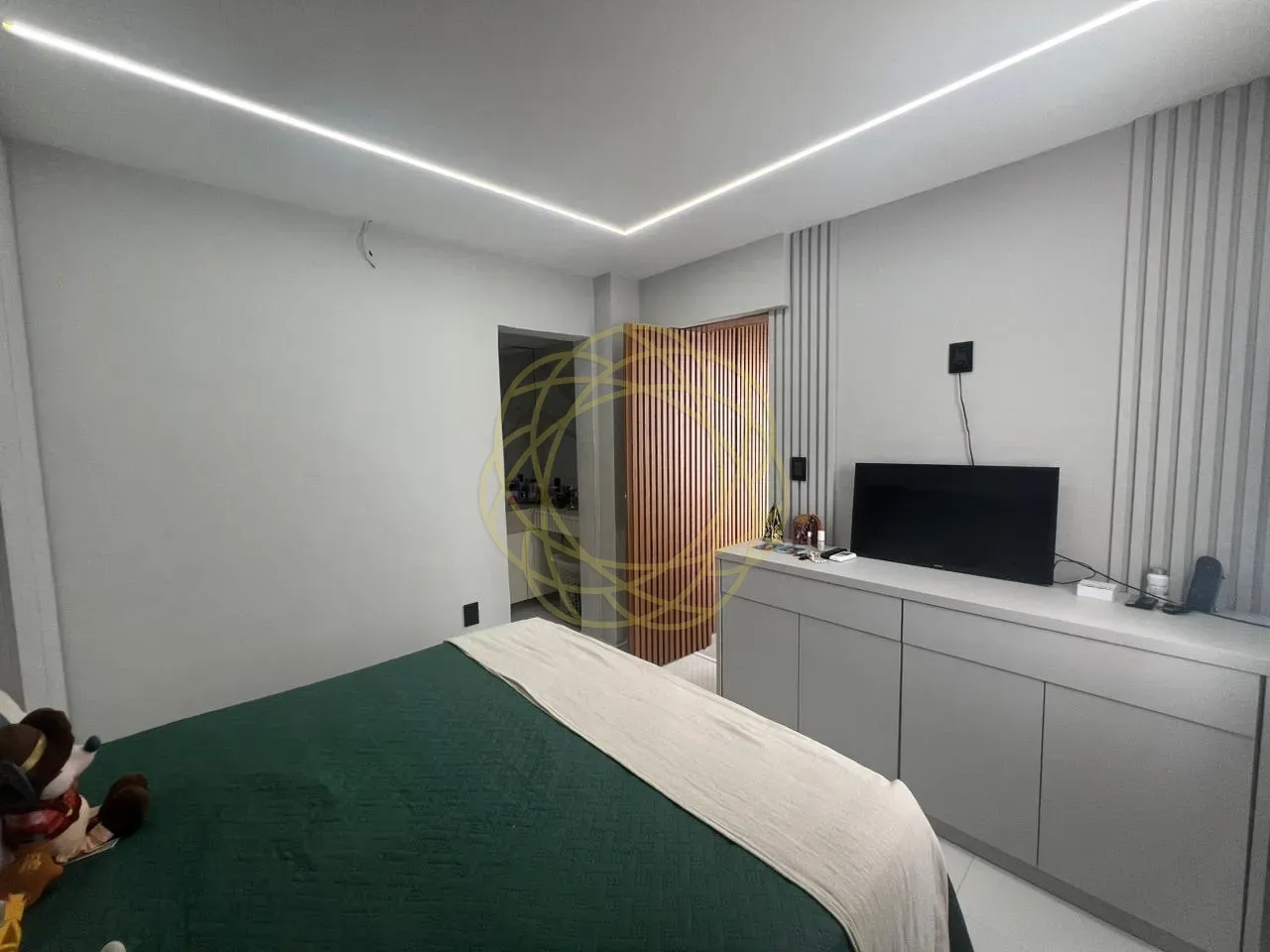 Duplex penthouse with 3 bedrooms and open-plan kitchen, 187 m² — photo 20