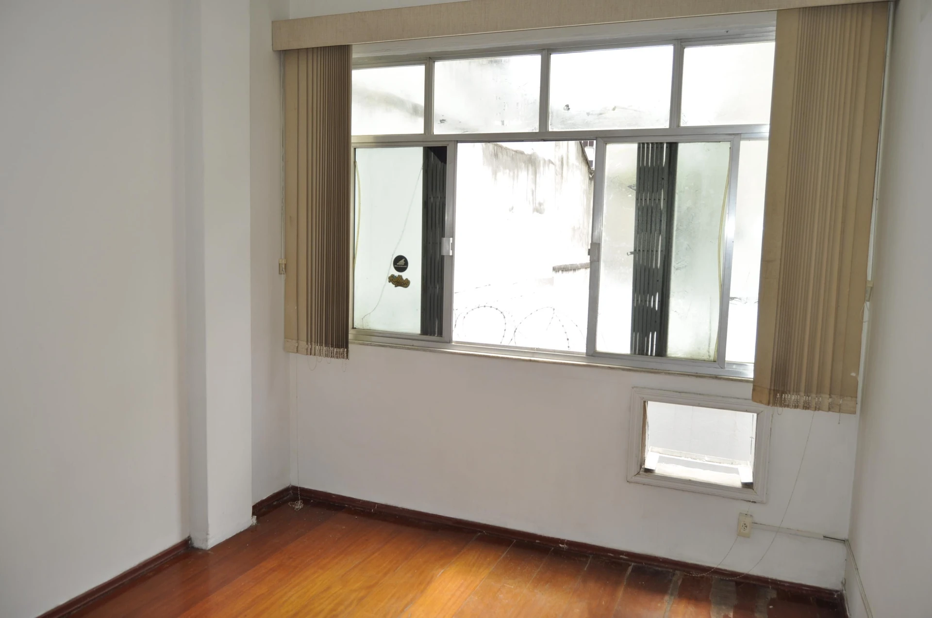 2-bedroom apartment with a private garden — photo 23