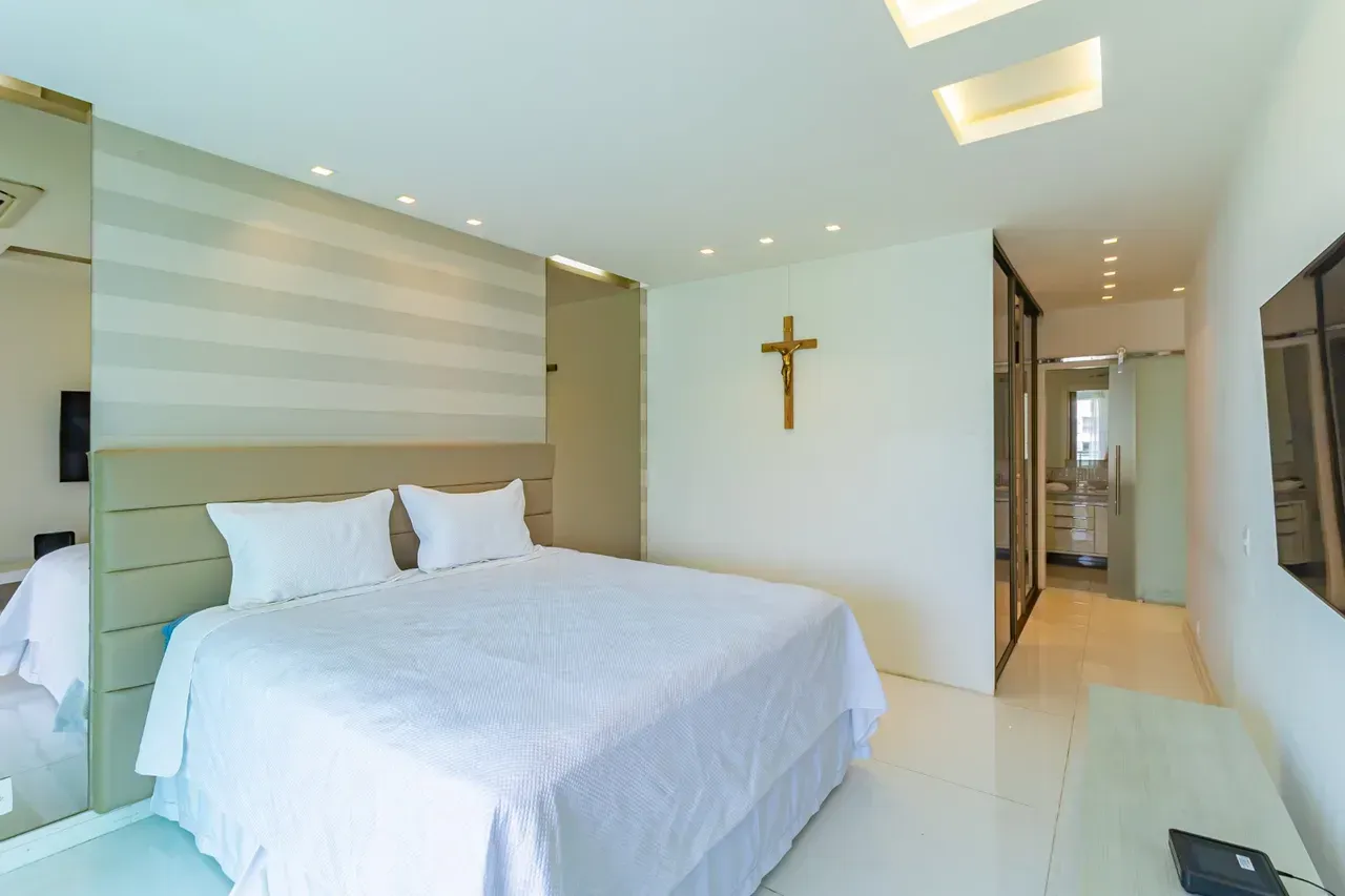 575 m² apartment with 4 en-suite bedrooms and 4 parking — photo 42