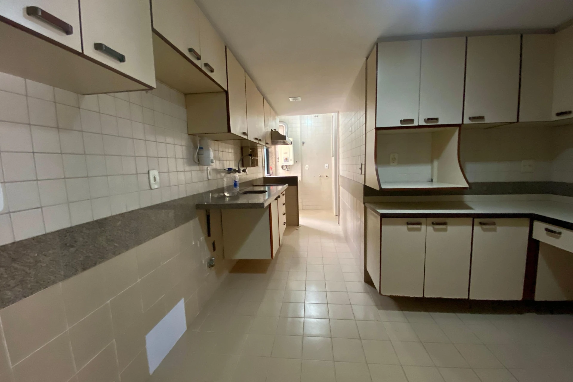 2-bedroom apartment in a building with a sauna — photo 2