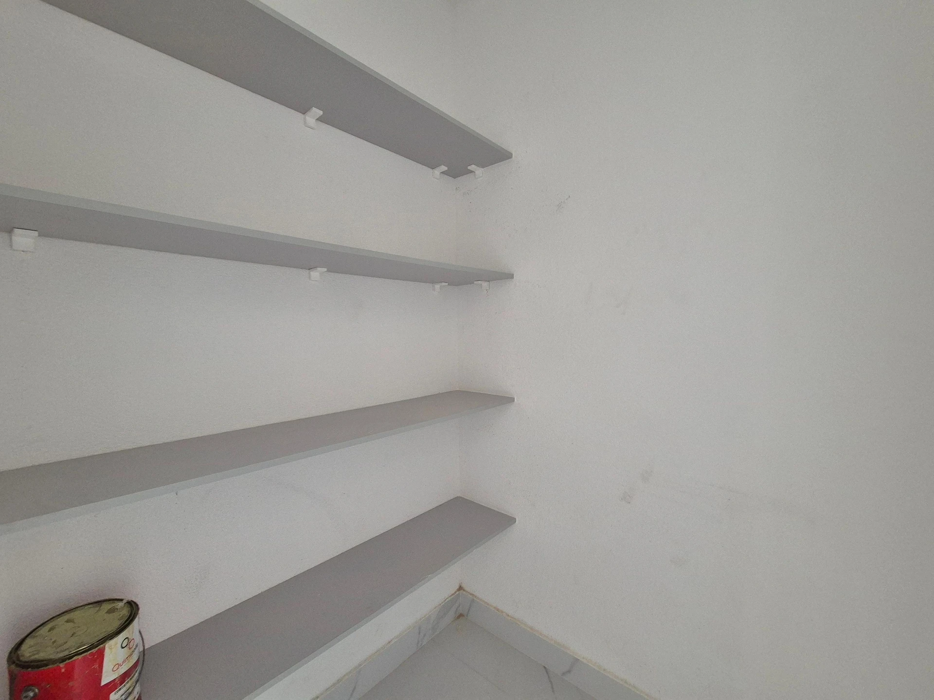 Ventanales de piso a techo y 5 dormitorios: casa de 403 m² — photo 54