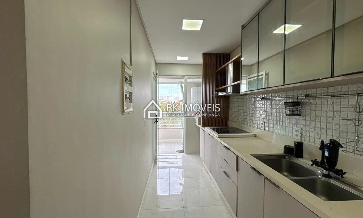 3-bedroom apartment with an open-plan kitchen and en suite — photo 20