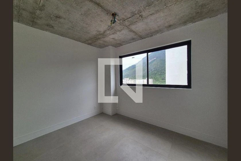 3-bedroom apartment with a mountain view in Rio de Janeiro — photo 29