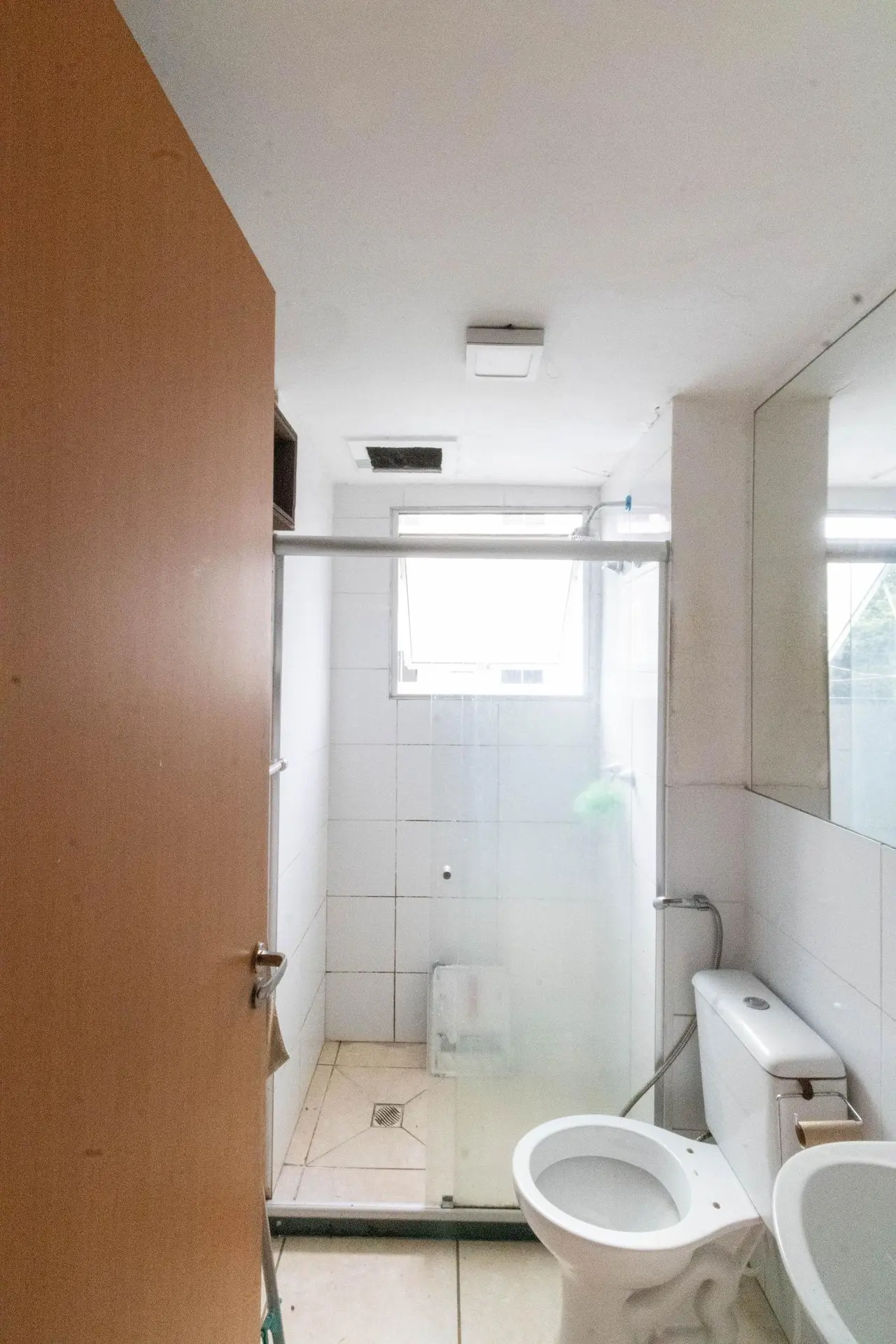 2-bedroom apartment in a building with a pool — photo 2